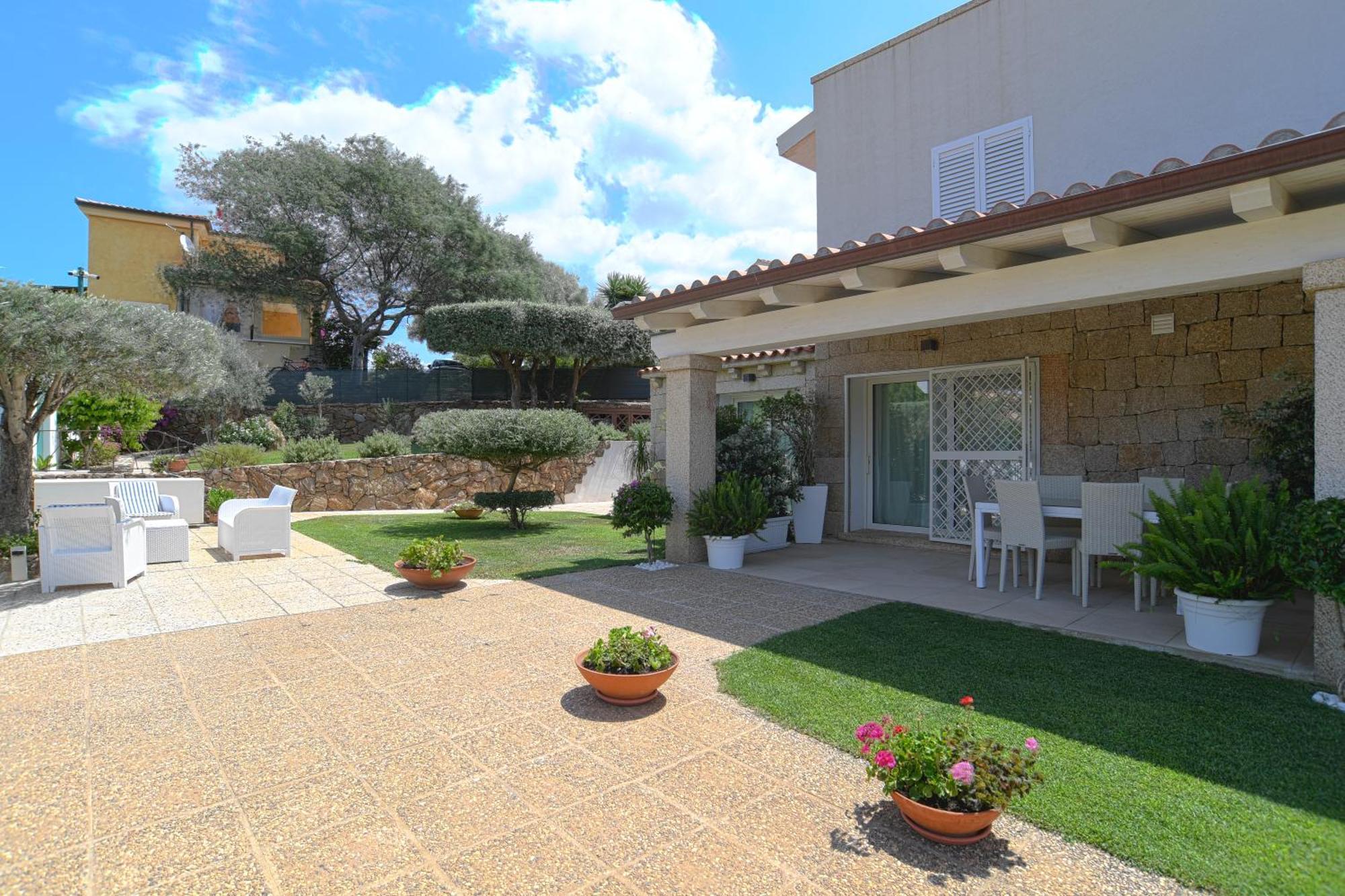 Summer Luxury Apartment Adults Only Olbia Exterior photo